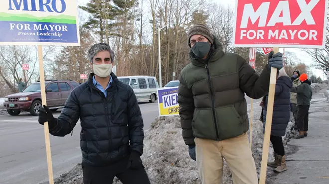 Image: Weinberger Maintains Fundraising Lead