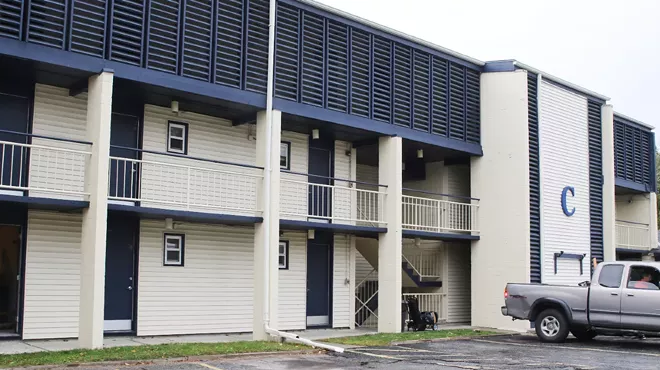 Image: Low-Barrier Shelter to Run Year-Round at Former Champlain Inn