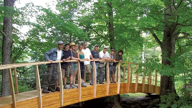 Image: Yestermorrow Students and Instructors Build for Public Good